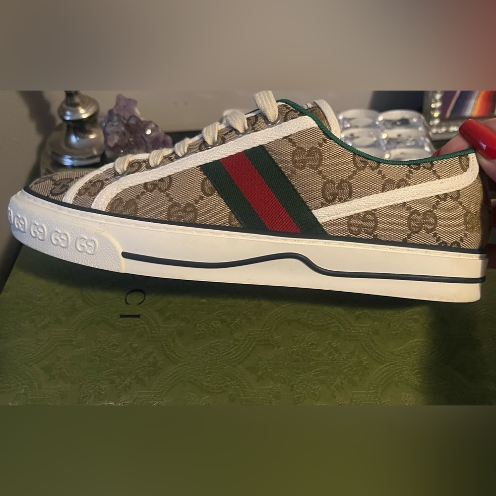 Women’s Gucci Shoes